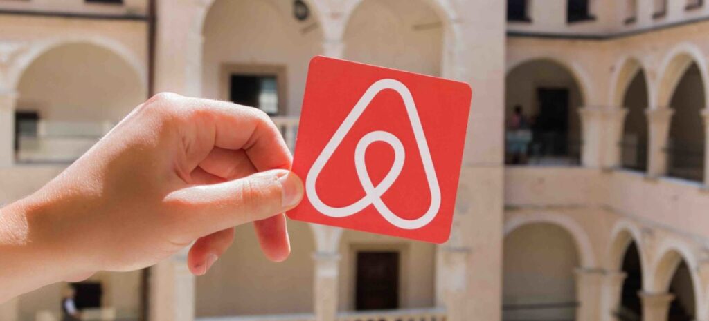 AirBnB alloggio rifugiati Afghani news LinkUp